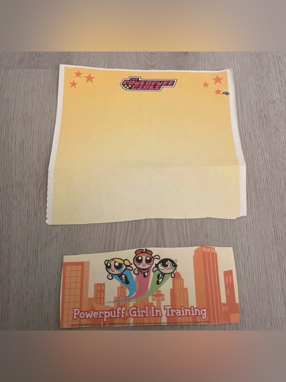 The Powerpuff Girls themed papers featuring Blossom, Bubbles, and Buttercup